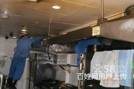 昆山千灯学校单位食堂油烟机清洗，油烟管道清洗 - 图片 1