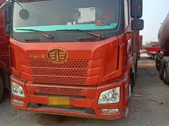 18年户解放JH6半挂车 自卸式9米6后翻首付5万