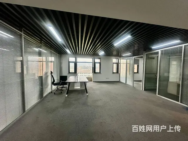地铁口 尚坤丁兰国际 精装带家具 甲方直租 大小面积都有 - 图片 1