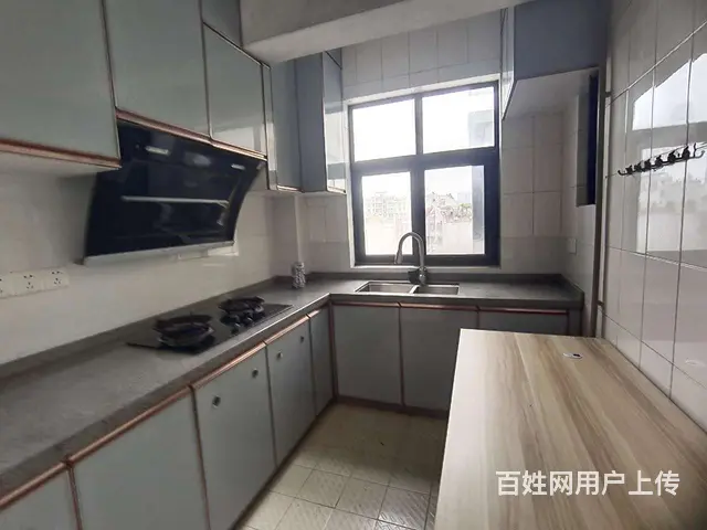 吉大 新天地大厦 精装 3居 温馨 干净整洁 拎包入住 - 图片 3