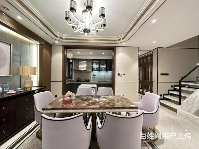 上新 外滩一带二叠墅 挑空客厅 300万豪装 带地下室花园 - 图片 4