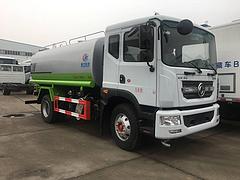 长期供应东风多利卡15方环卫洒水车 多功能喷雾车