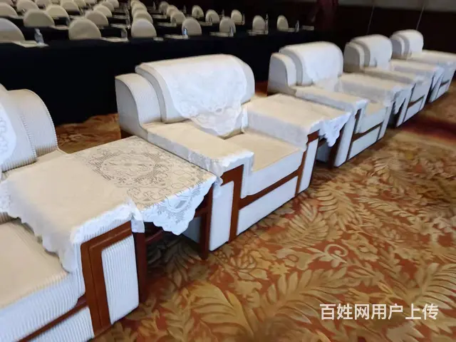 广州出租屏风龙门衣架化妆台洽谈桌椅沙发演讲台 - 图片 2
