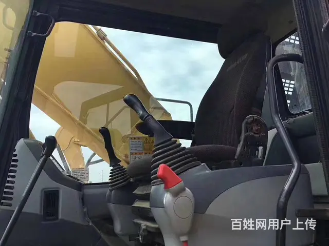 小松200-7二手挖掘机，纯土方机，全国包运可按揭 - 图片 4