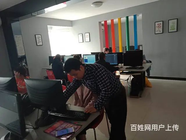 咸阳华森大厦电脑学校专业培训环境舒适随到随学优惠 - 图片 3