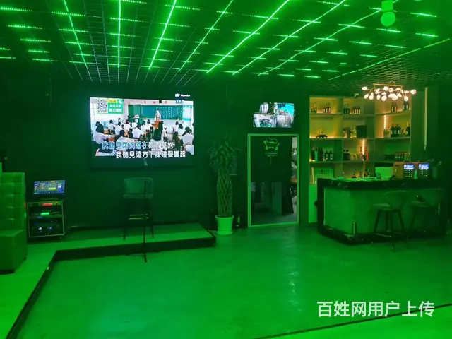 （都市信息）铁门关市农贸市场音乐餐吧低价转让 - 图片 1