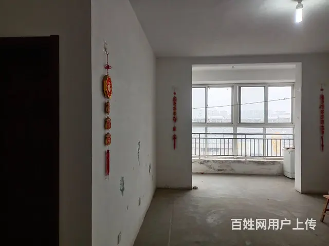 翟家小区七楼平顶超大阳台落地飘窗 - 图片 1