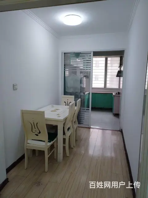 封闭小区，步梯地暖二楼，环境整洁，紧邻渤海大学万达商场，出行 - 图片 4