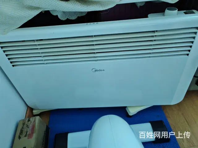 美的电暖气 - 图片