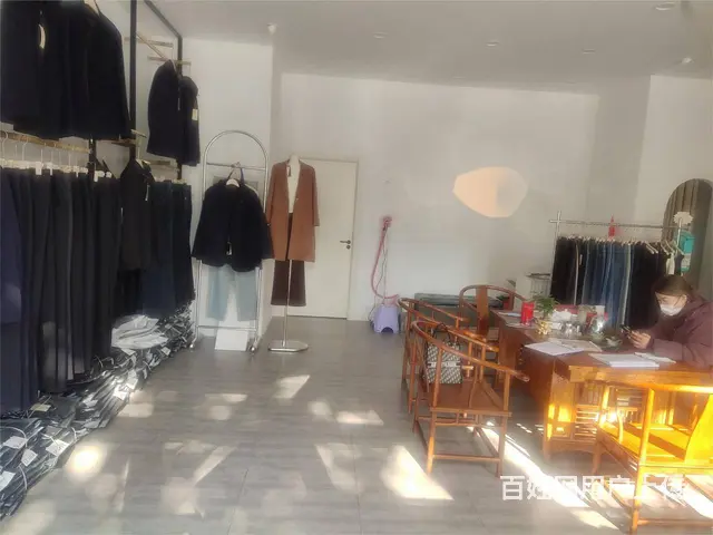 4974锦绣路与昆仑路交叉口向东200米路北临街门店招合租 - 图片 1