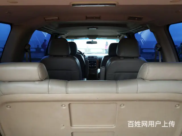 6.28万转2011年七座别克陆尊2.4自动波商务 - 图片 7