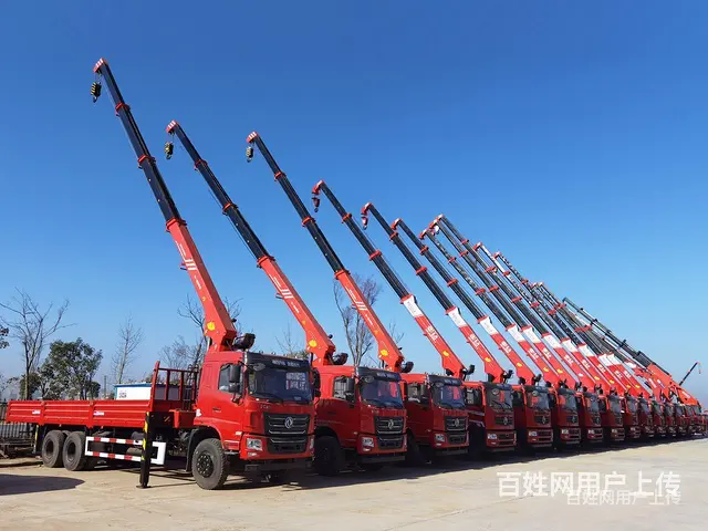 多利卡D9国六单桥徐工8吨随车吊带爬梯 厂家报价 - 图片 7