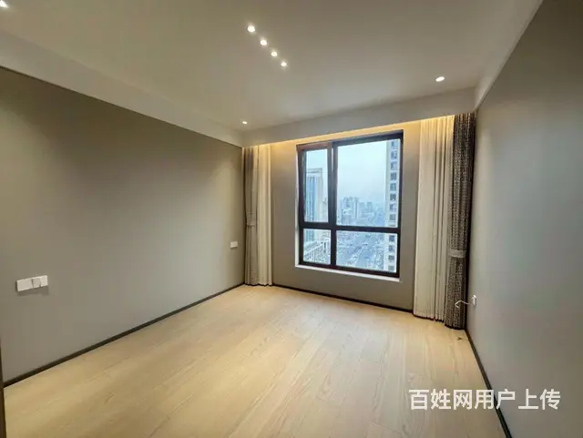 上新汇锦庄园  意式极简  中间楼层   四室三卫新装未 - 图片 10
