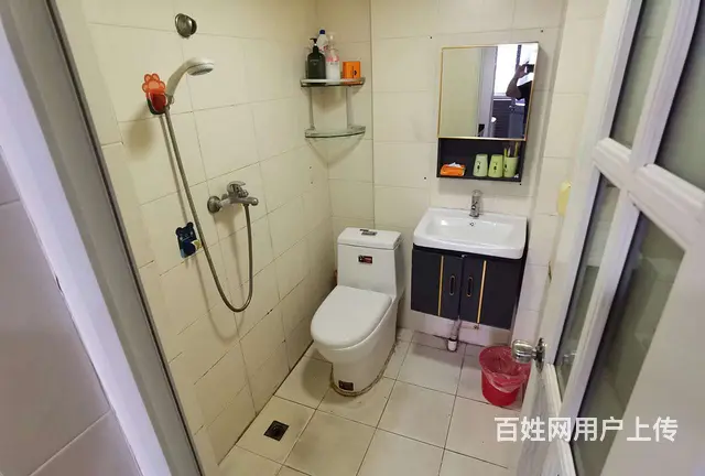 拱北关口和华国际公寓电梯一房一厅出租，租价2400，近关口 - 图片 7