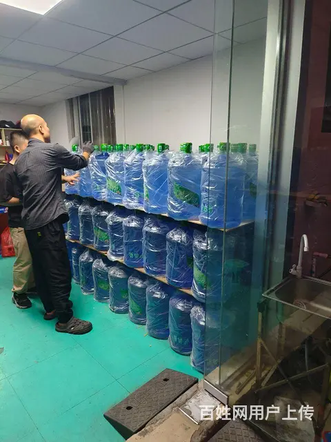 桶装水 批发 临售 配送桶装水 - 图片 1