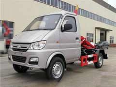 小型3方勾臂垃圾车 3方钩臂垃圾箱厂家优惠促销